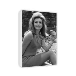  Martha Hyer   Canvas   Medium   30x45cm