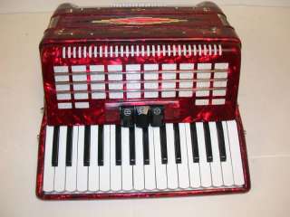 features rosetti piano accordion key of c italian style decorations